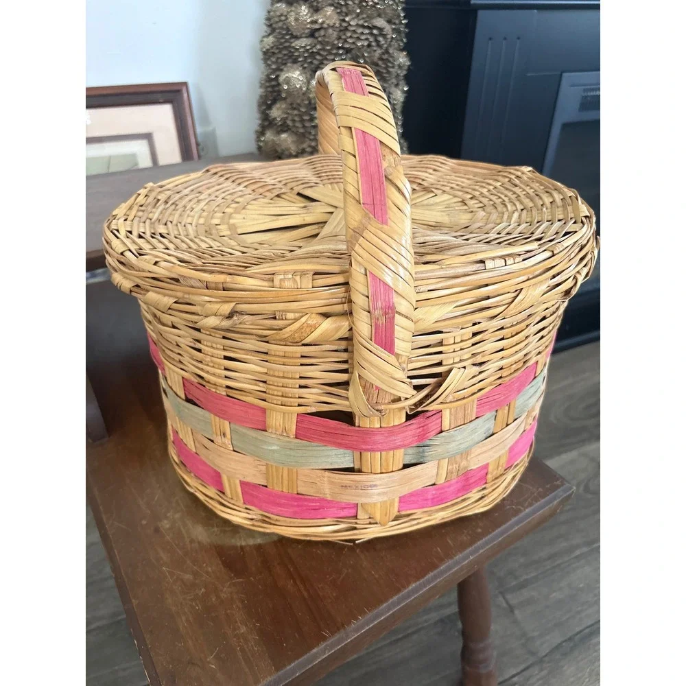 Vintage Woven Wicker Picnic Basket with Lid Pink Green  Mexico Oval Handle